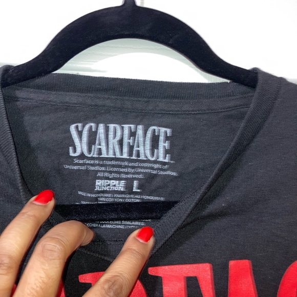 🔶Bundle 3 for 25🔶 Scarface short sleeve - Picture 2 of 4